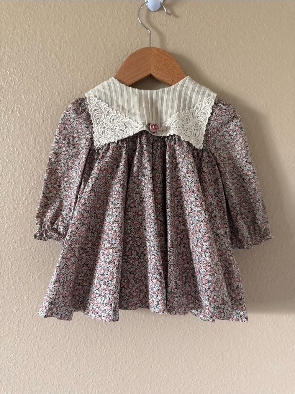 Vintage Floral Long-Sleeve Dress Top with Lace Collar - Pink/White
